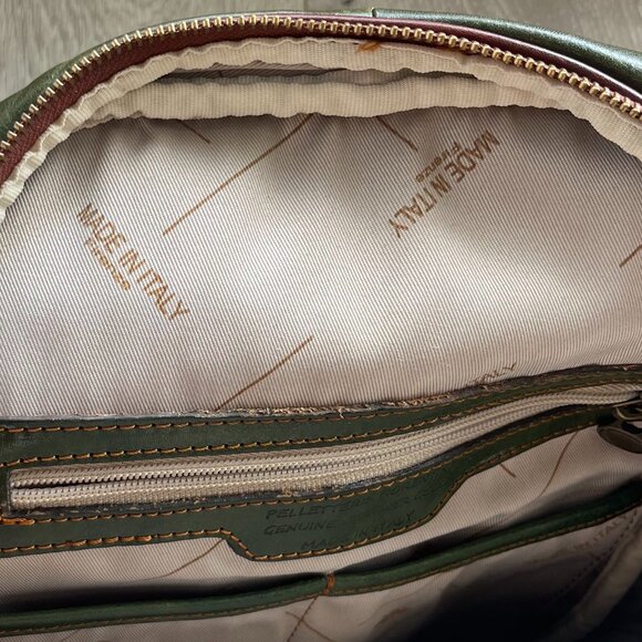 Florentine Leather Backpack - Authentic - Picture 5 of 7